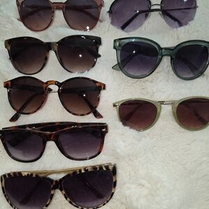 A.J. Morgan Women's Sunglasses in Black, Green, and Brown